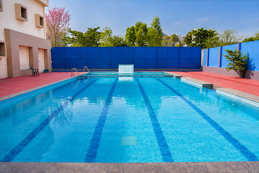 Poolside Escape — detail view